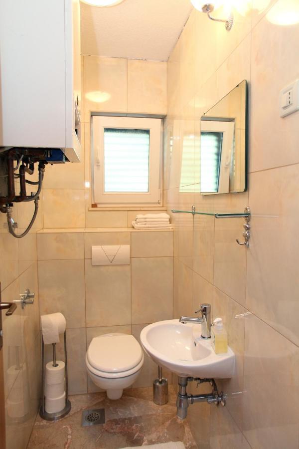 Apartment Udovicic Trogir Luaran gambar