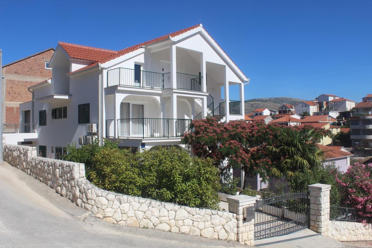 Apartment Udovicic Trogir Luaran gambar
