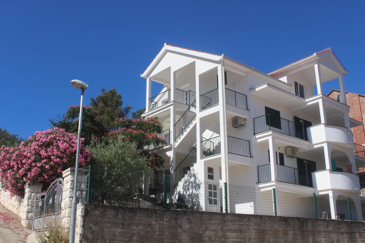 Apartment Udovicic Trogir Luaran gambar