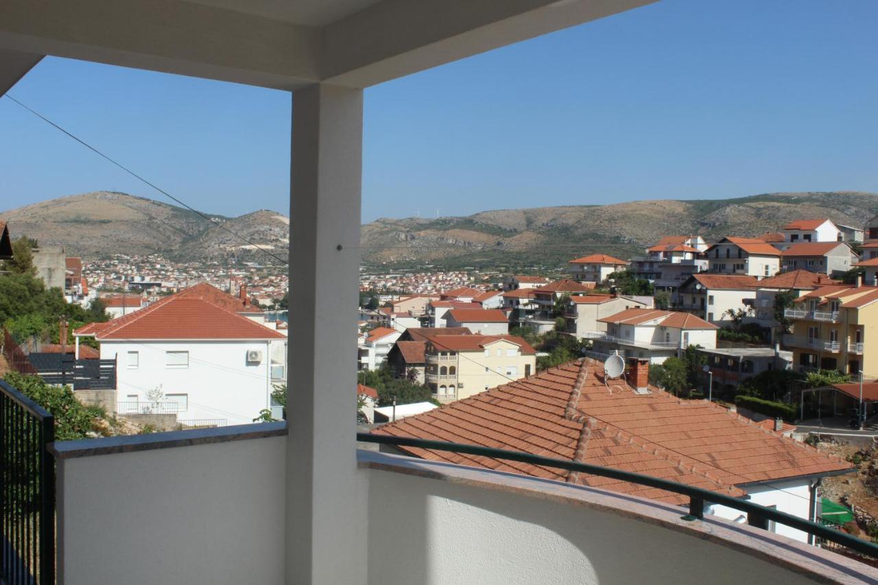 Apartment Udovicic Trogir Luaran gambar