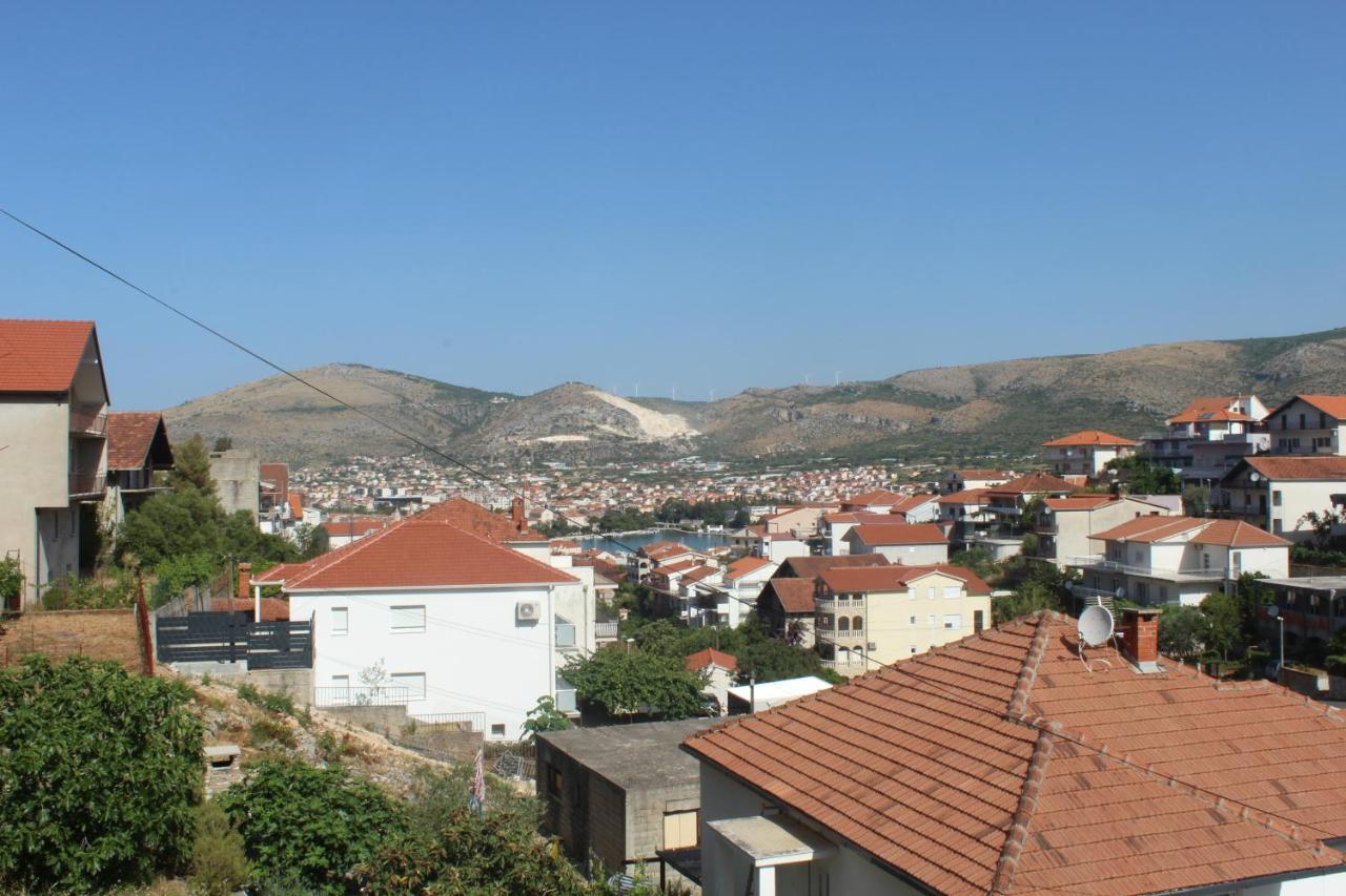 Apartment Udovicic Trogir Luaran gambar