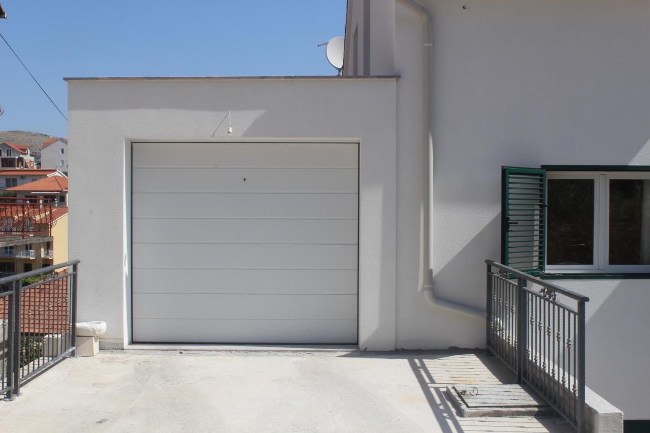 Apartment Udovicic Trogir Luaran gambar