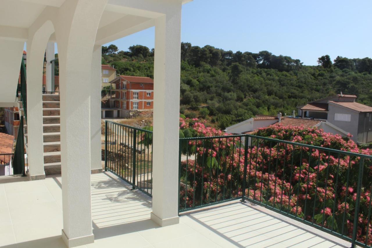 Apartment Udovicic Trogir Luaran gambar
